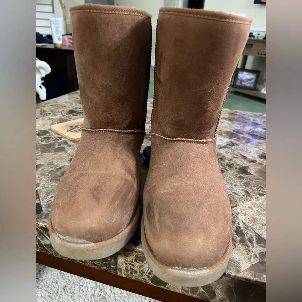MAKALU Brown Suede Sherling Lined Boots Size 10